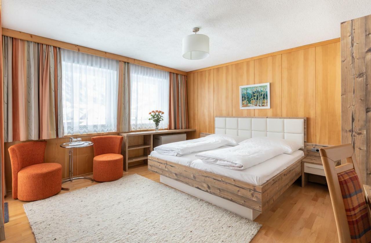 Hôtel Gastehaus Frischhut à Nassereith Extérieur photo
